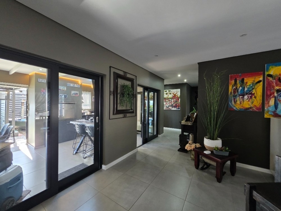 3 Bedroom Property for Sale in Hartland Lifestyle Estate Western Cape